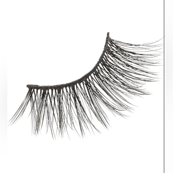 KISS MAGNETIC EYELASH SET OF 2 + Magnetic Liner- BRAND NEW SEALED IN BOX -BUNDLE - Picture 10 of 14